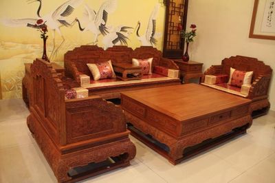 荷花寶座沙發產品圖片相冊 —— 榮登紅木藝術殿堂，品味歲月的沉靜與瑰麗 —— 由樂意紅木家具批發中心呈現
